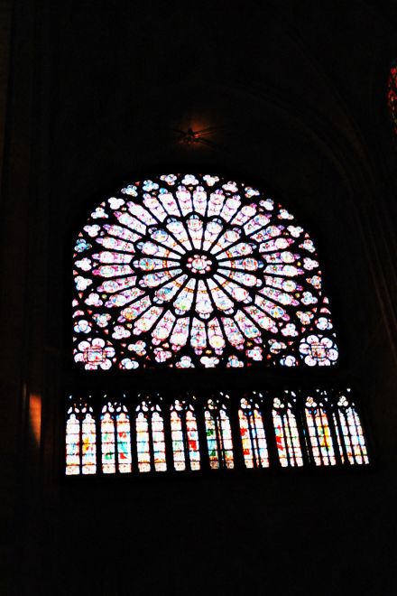 Gotische Fensterrose in Notre Dame