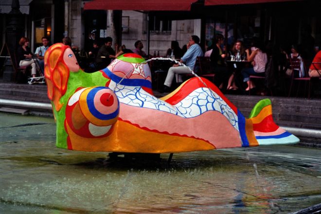 Strawinski-Brunnen von Niki de Saint Phalle am Centre Georges Pompidou